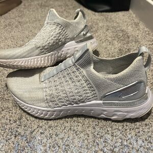 Nike Phantom women’s shoes
